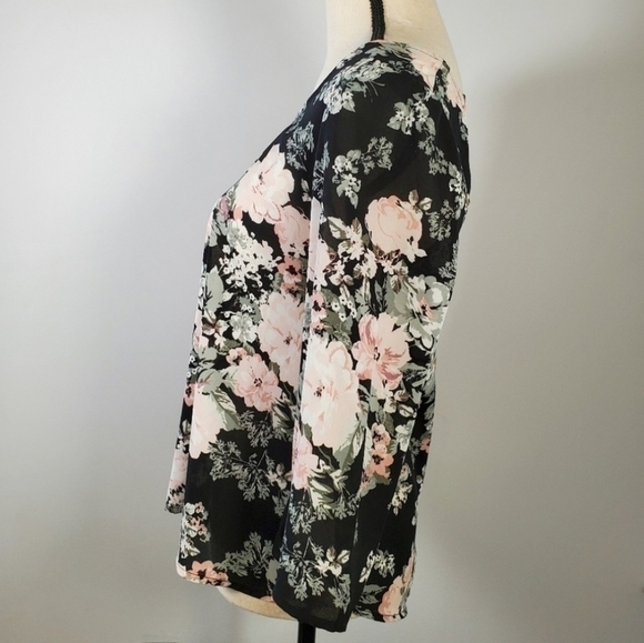 Lily White Black Pink Floral Strappy Criss Cross Back Bell Sleeve Blouse Top XS - Picture 6 of 8